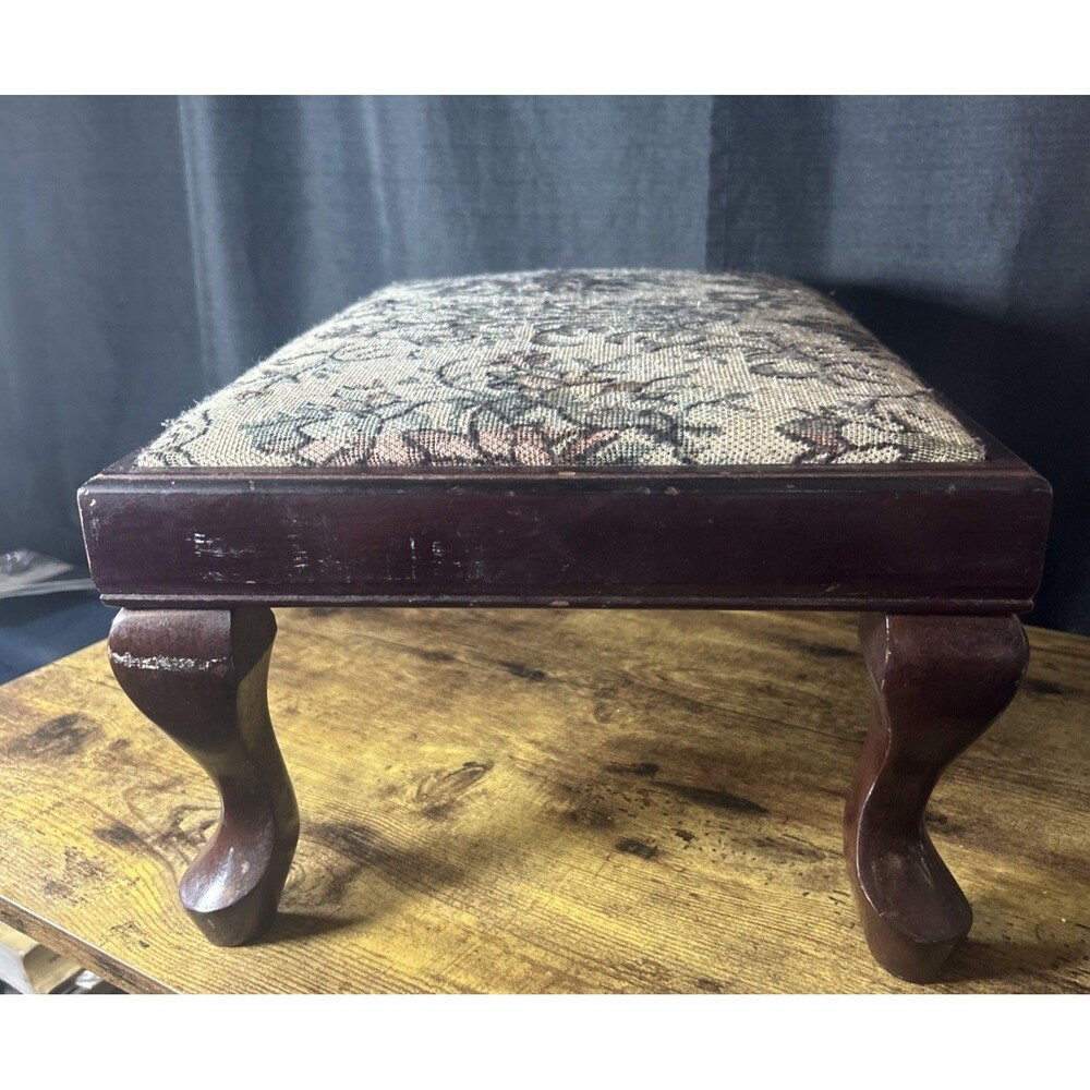 Upholstered Stool Tapestry Floral Wood Trim Vintage Taiwan Poly Pad READ 17x12x9 - Picture 8 of 16